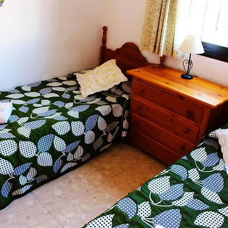 214 La Quinta, 3 Bed With Heated Pool, Air Con And Wi-fi Villa San Miguel de Abona
