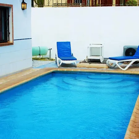 214 La Quinta, 3 Bed With Heated Pool, Air Con And Wi-fi Villa San Miguel de Abona